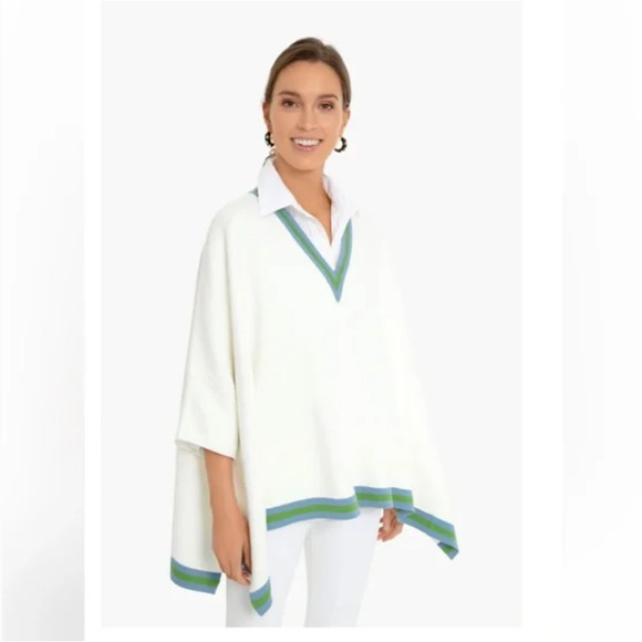 TUCKERNUCK Camden Poncho Sweater Ivory Knit Relaxed Pullover - Picture 3 of 13